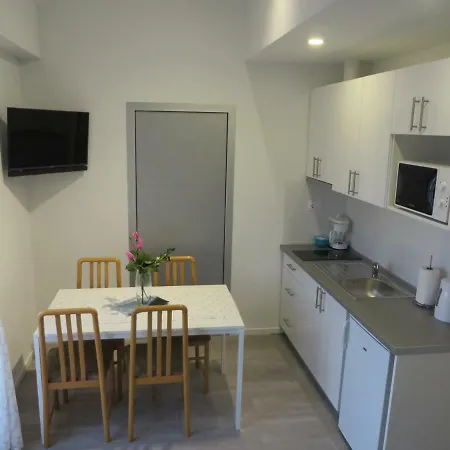 Apartmani Raos Dugi Rat Exterior photo